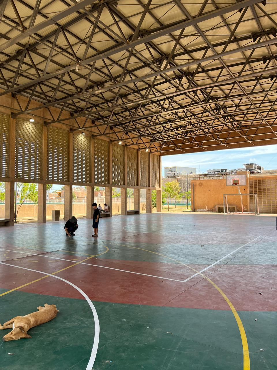 REHABILITACIÓN DE MULTICANCHA EN ESPACIO DEPORTIVO CON CENTRO DE DESARROLLO COMUNITARIO Y ESPACIO PÚBLICO EN MAZATLÁN