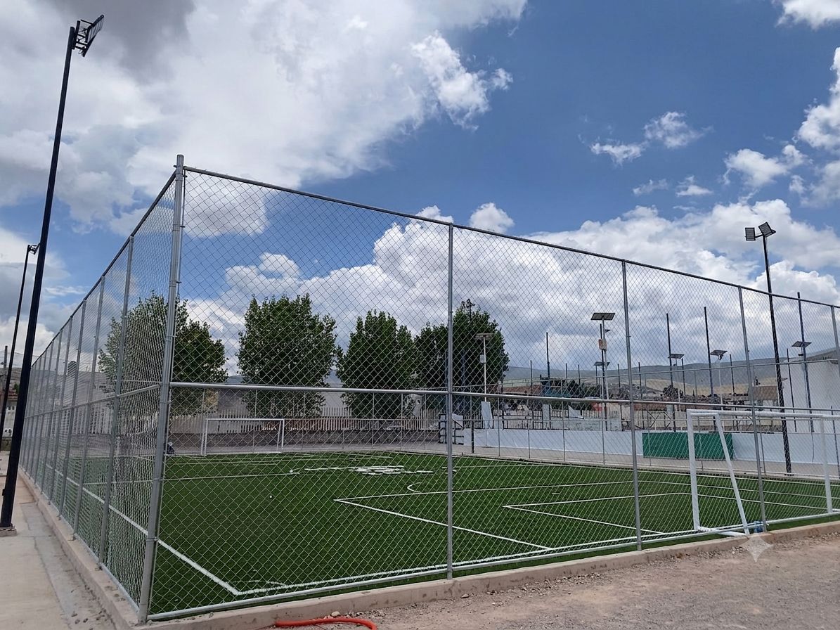CONSTRUCCIÓN DE CANCHA DE FÚTBOL 5 EN UNIDAD DEPORTIVA SATÉLITE 1 EN SAN LUIS POTOSÍ