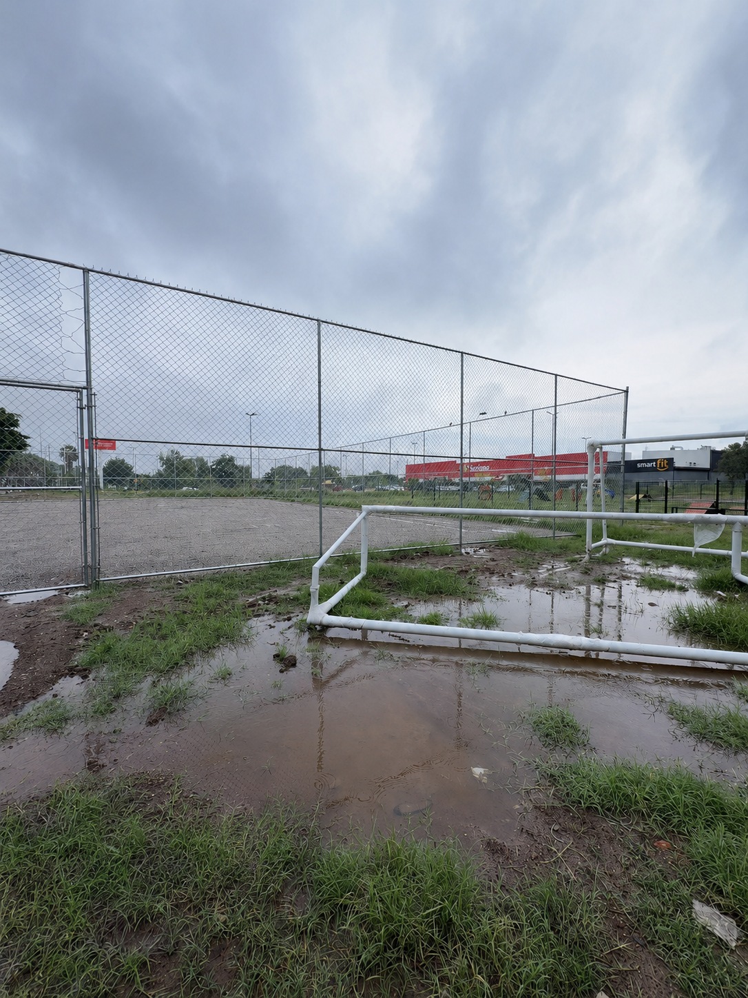 CONSTRUCCIÓN DE CANCHA DE FÚTBOL 5 EN DEPORTIVO FERROCARRILERO EN RÍOVERDE