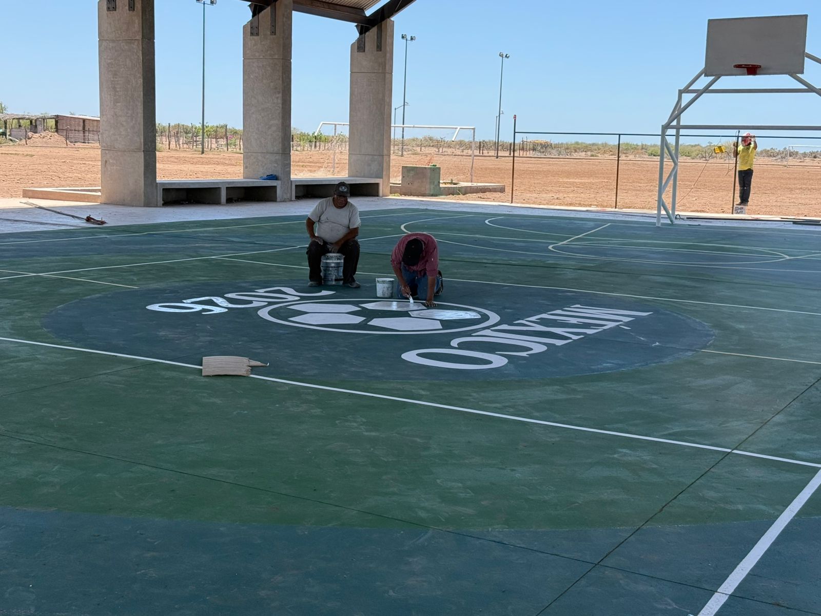 REHABILITACIÓN DE MULTICANCHA EN POLIDEPORTIVO HUIRIBIS EN GUAYMAS
