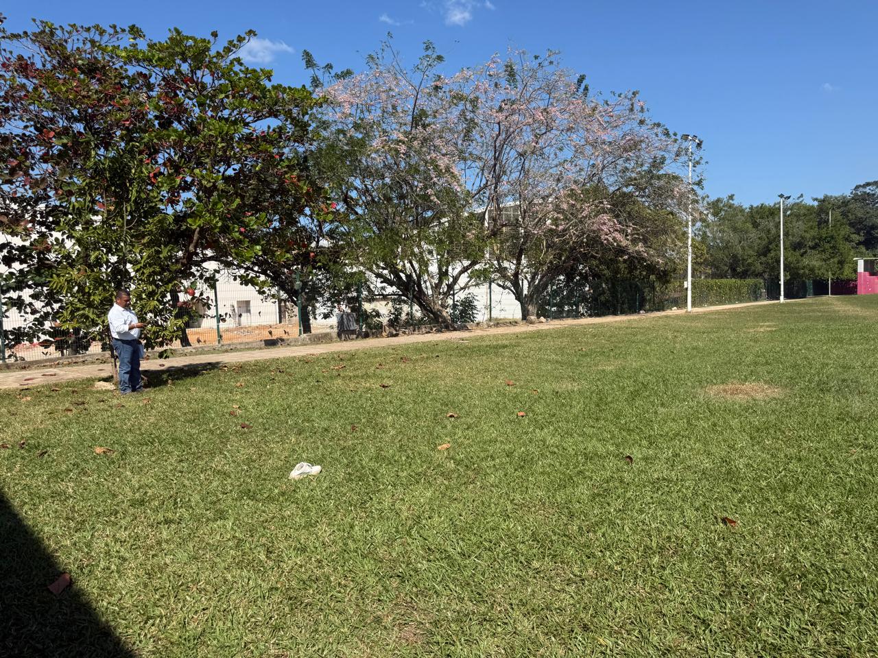 CONSTRUCCIÓN DE CANCHA DE FÚTBOL 5 EN CIUDAD DEPORTIVA DE VILLAHERMOSA EN CENTRO