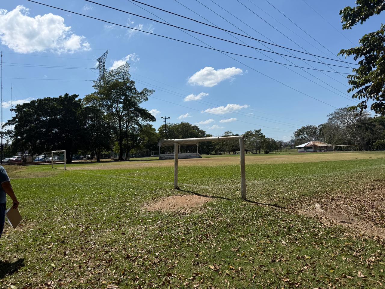 CONSTRUCCIÓN DE CANCHA DE FÚTBOL 5 EN LA UNIDAD DEPORTIVA PRIMERO DE MAYO EN CENTRO