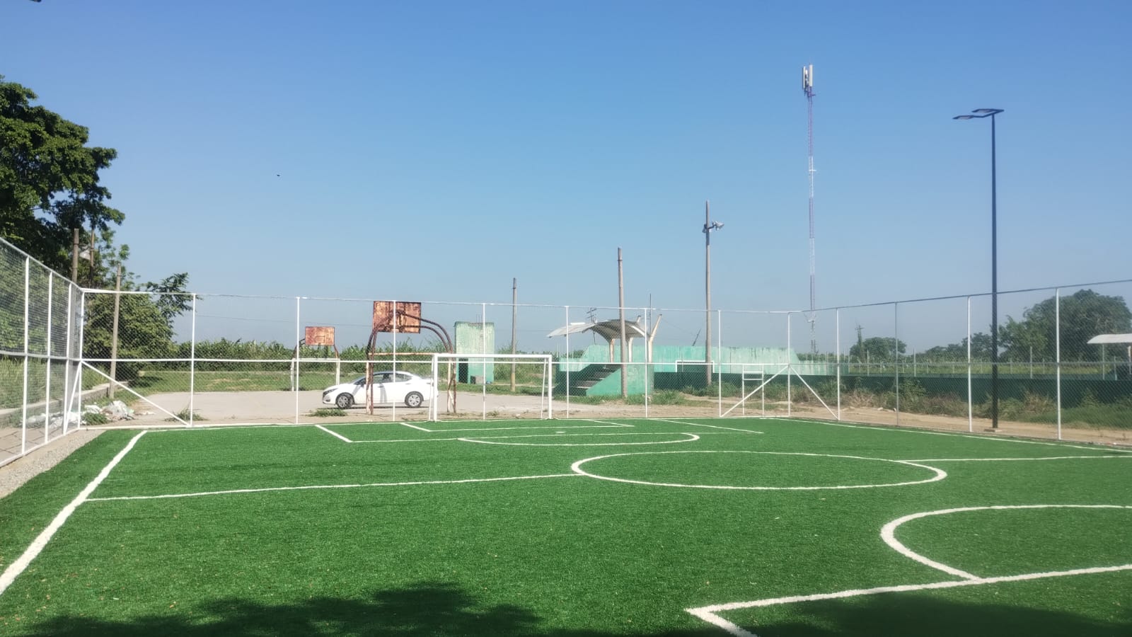 CONSTRUCCIÓN DE CANCHA DE FÚTBOL 5 EN LA DEPORTIVA VILLA JUAN ALDAMA EN TEAPA