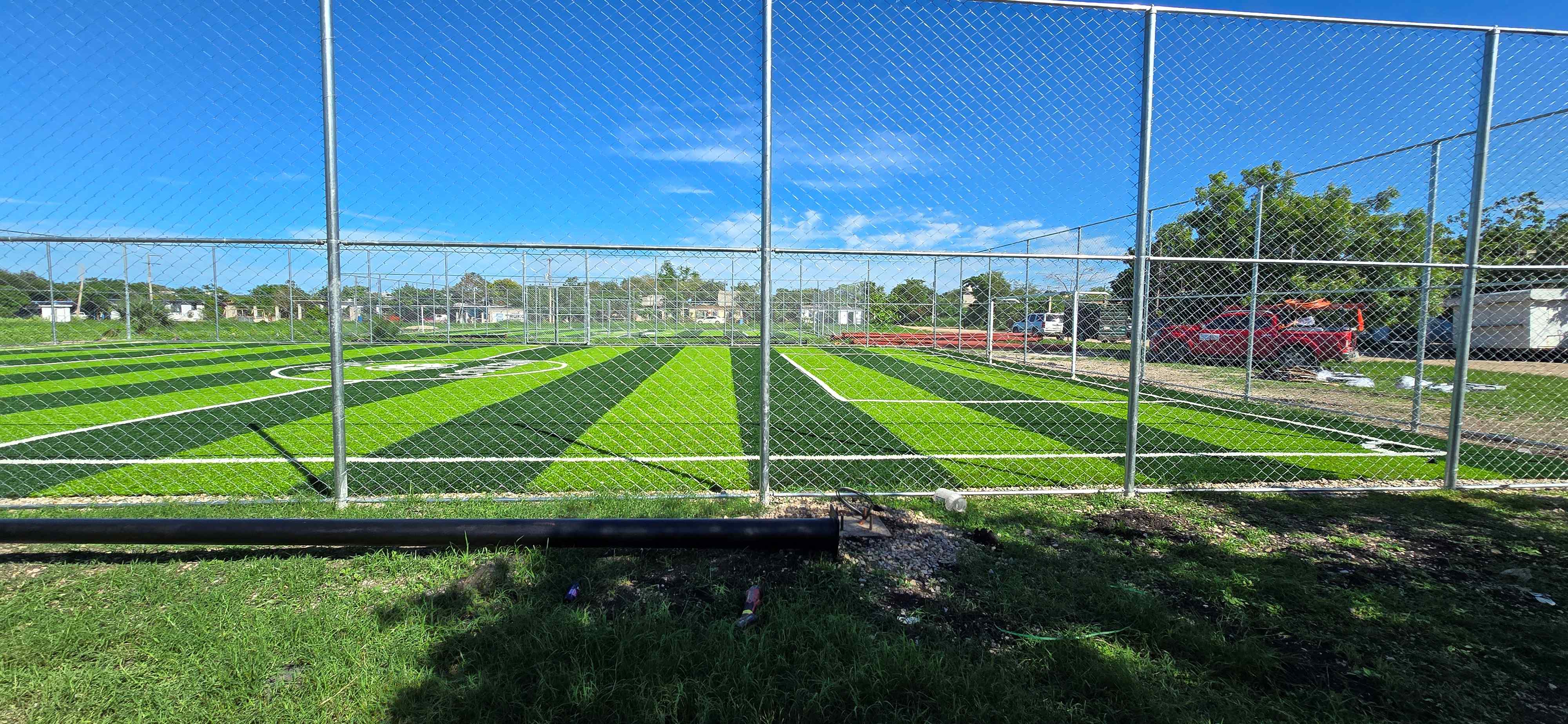 CONSTRUCCIÓN DE CANCHA DE FÚTBOL 5 EN UNIDAD DEPORTIVA 1 EN ALDAMA