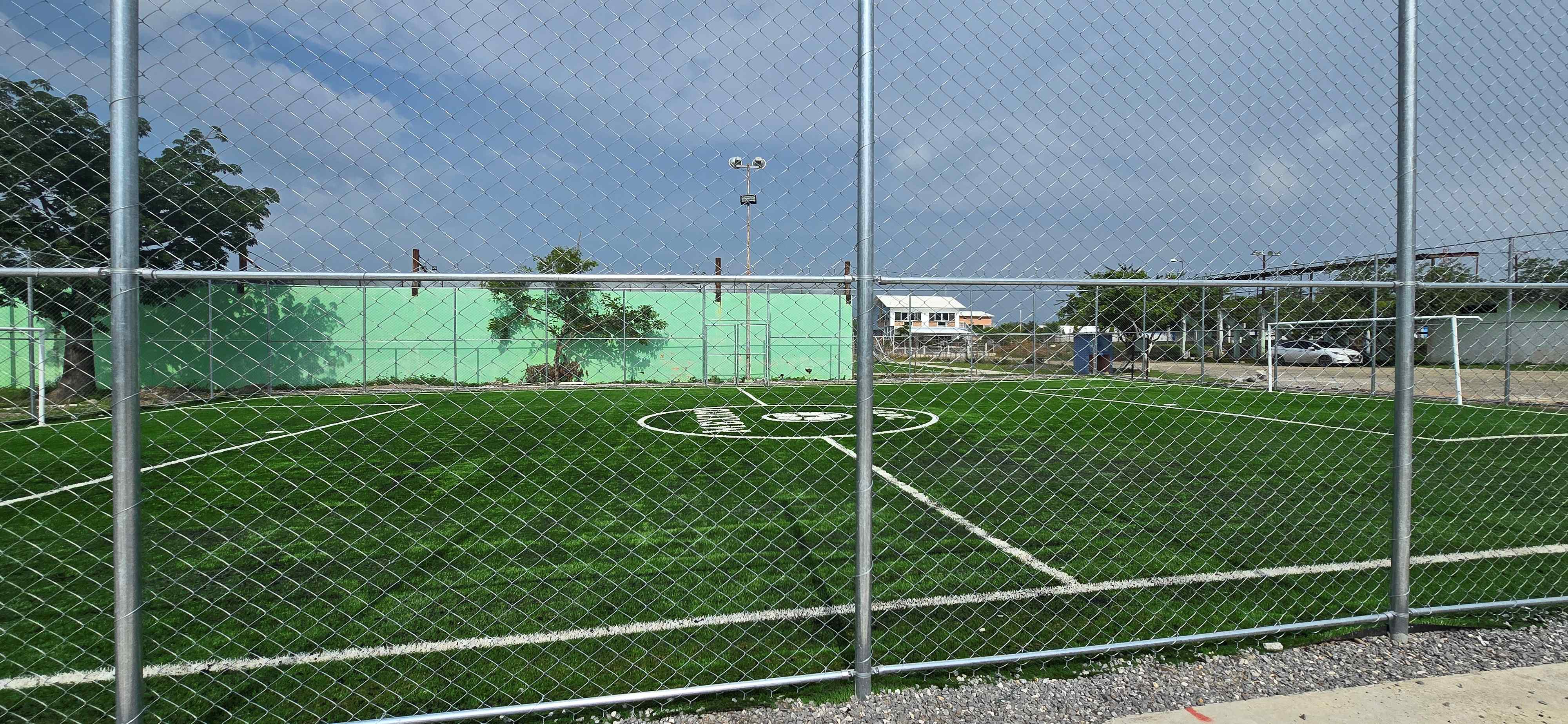 CONSTRUCCIÓN DE CANCHA DE FÚTBOL 5 EN COMPLEJO DEPORTIVO TAMPEMOL EN ANTIGUO MORELOS