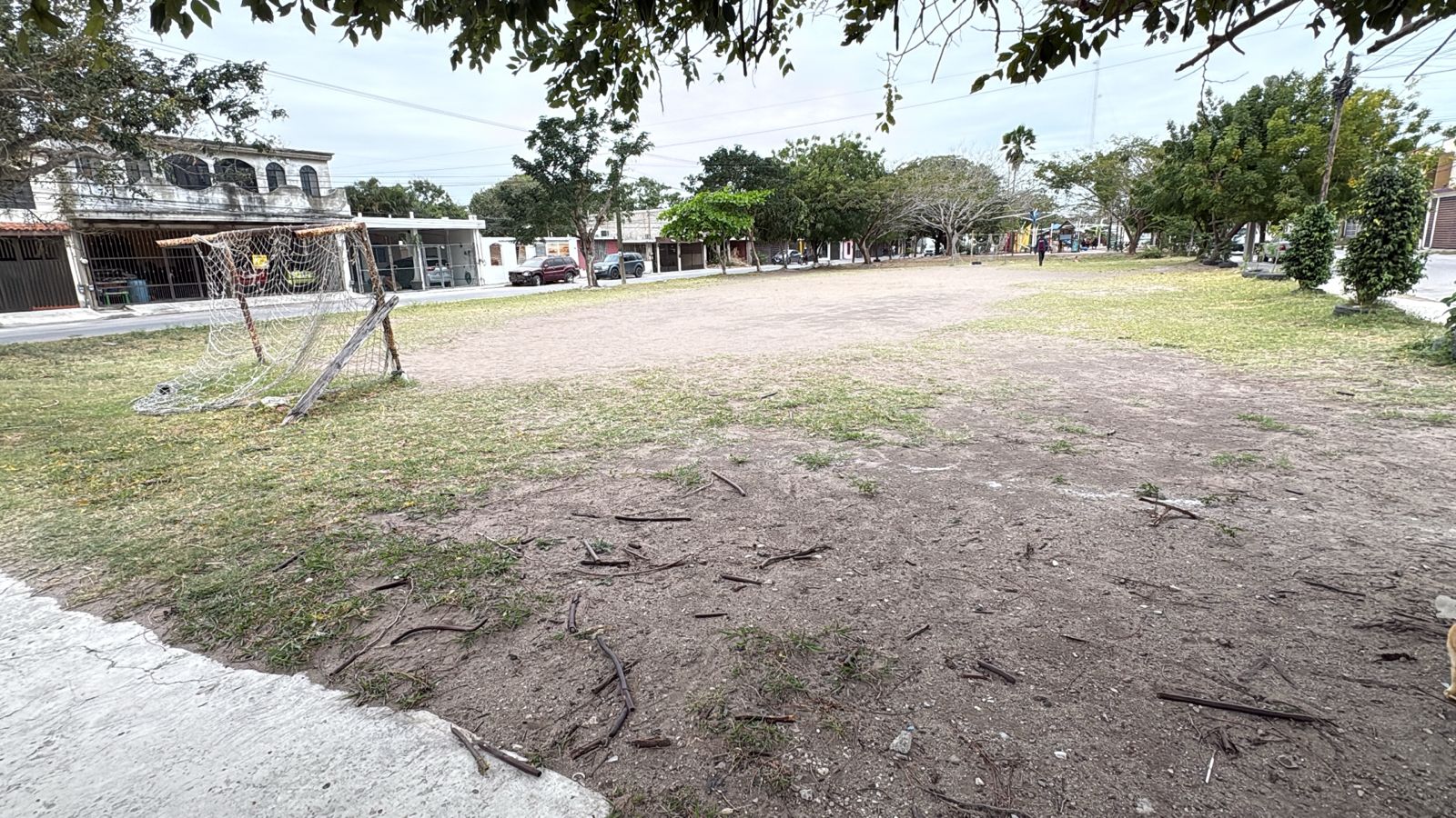 CONSTRUCCIÓN DE CANCHA DE FÚTBOL 5 LUNA LUNA EN CIUDAD MADERO