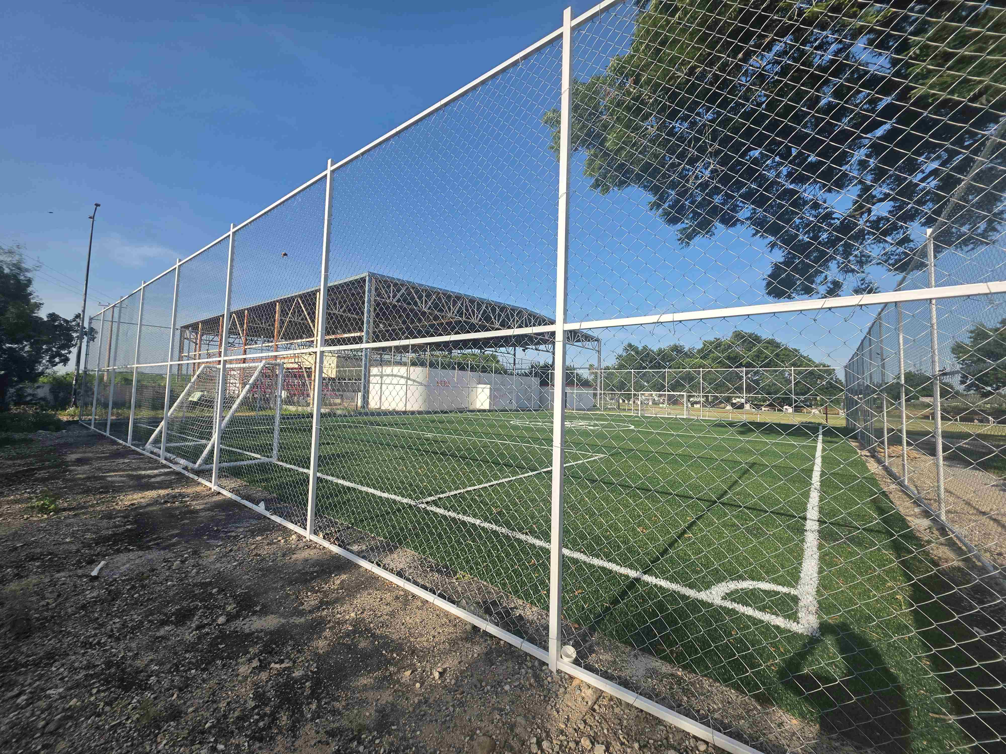 CONSTRUCCIÓN DE CANCHA DE FÚTBOL 5 EN UNIDAD DEPORTIVA EN GUSTAVO DIAZ ORDAZ