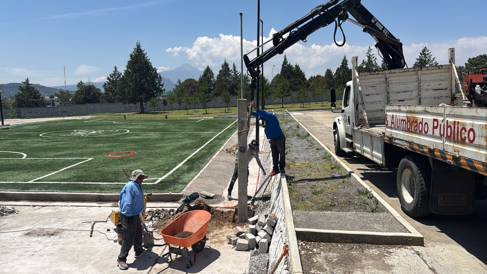 CONSTRUCCIÓN DE CANCHA DE FÚTBOL 5 EN PARQUE ANDÉN 1 EN APIZACO