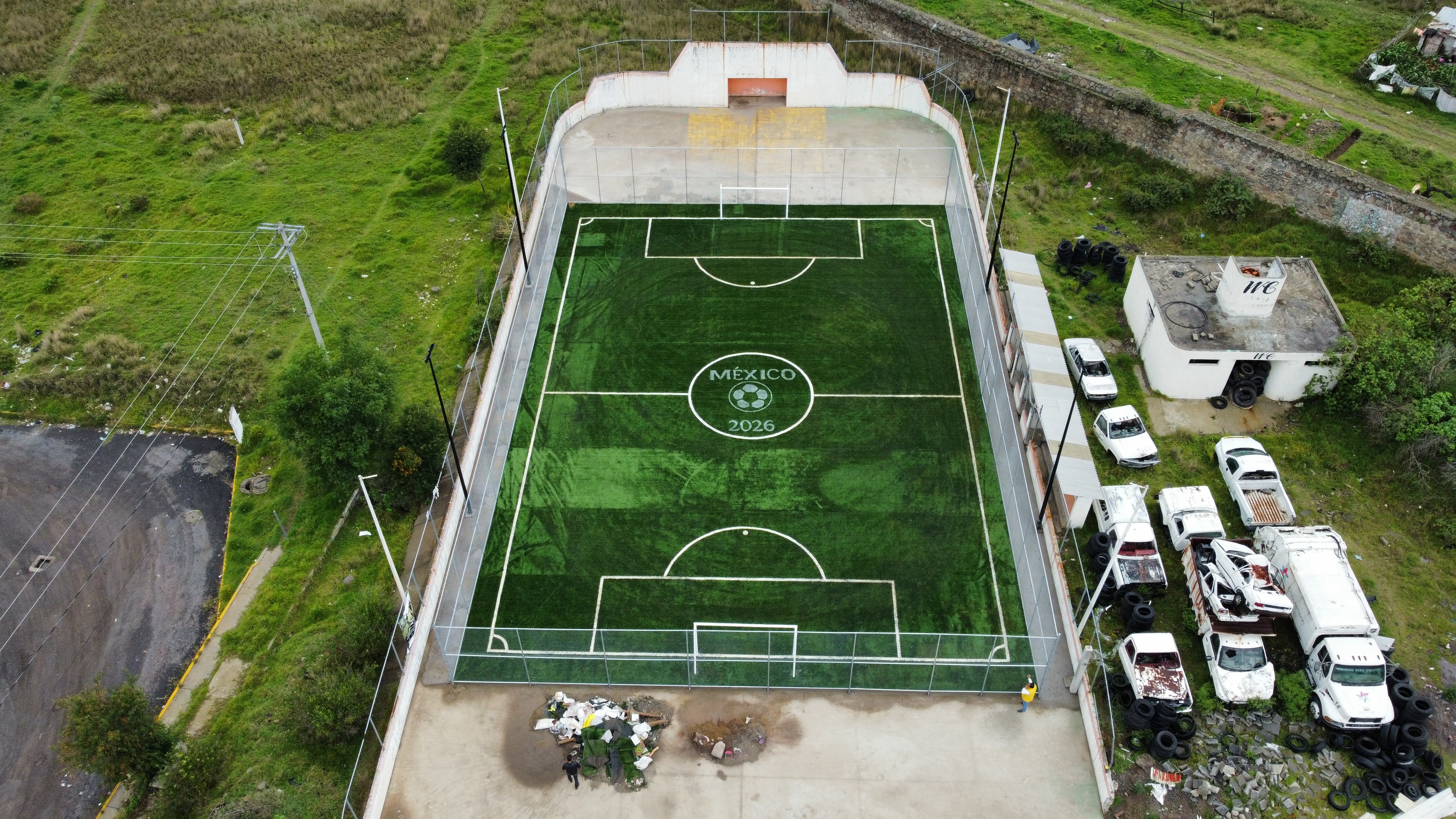 CONSTRUCCIÓN DE CANCHA DE FÚTBOL 5 EN RECINTO FERIAL EN CHIAUTEMPAN