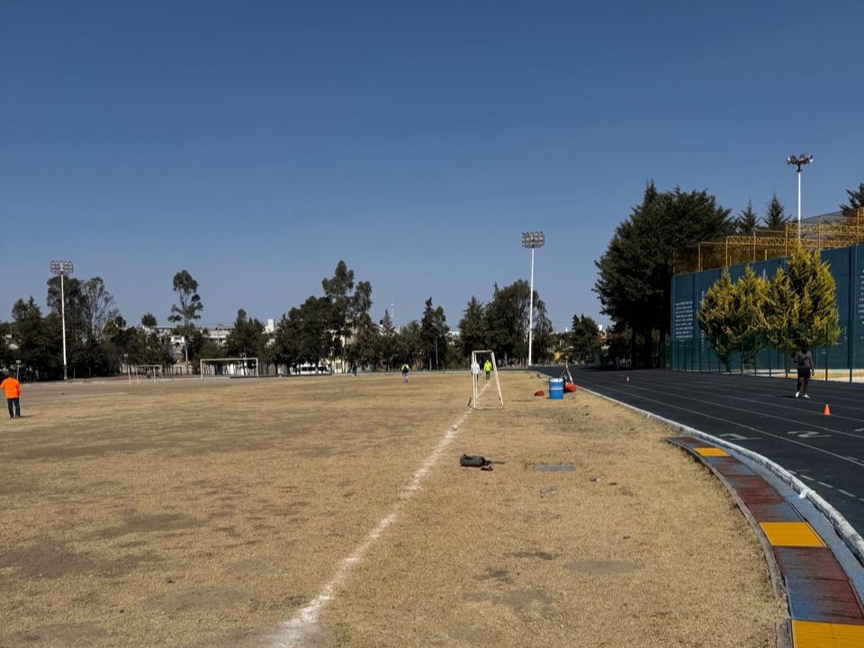 CONSTRUCCIÓN DE CANCHA DE FÚTBOL 5 EN UNIDAD DEPORTIVA 1 EN HUAMANTLA