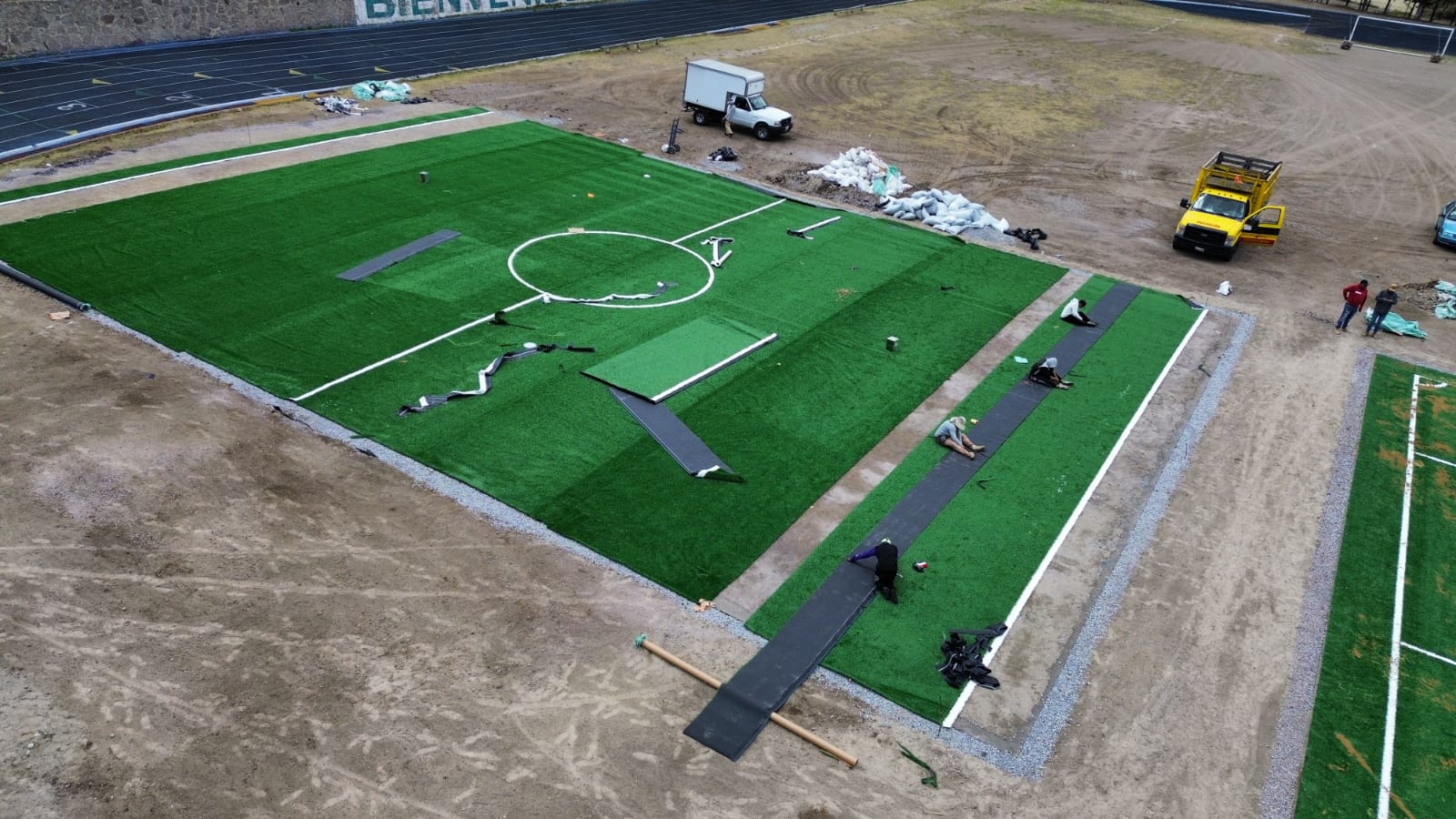 CONSTRUCCIÓN DE CANCHA DE FÚTBOL 5 EN UNIDAD DEPORTIVA 1 EN HUAMANTLA