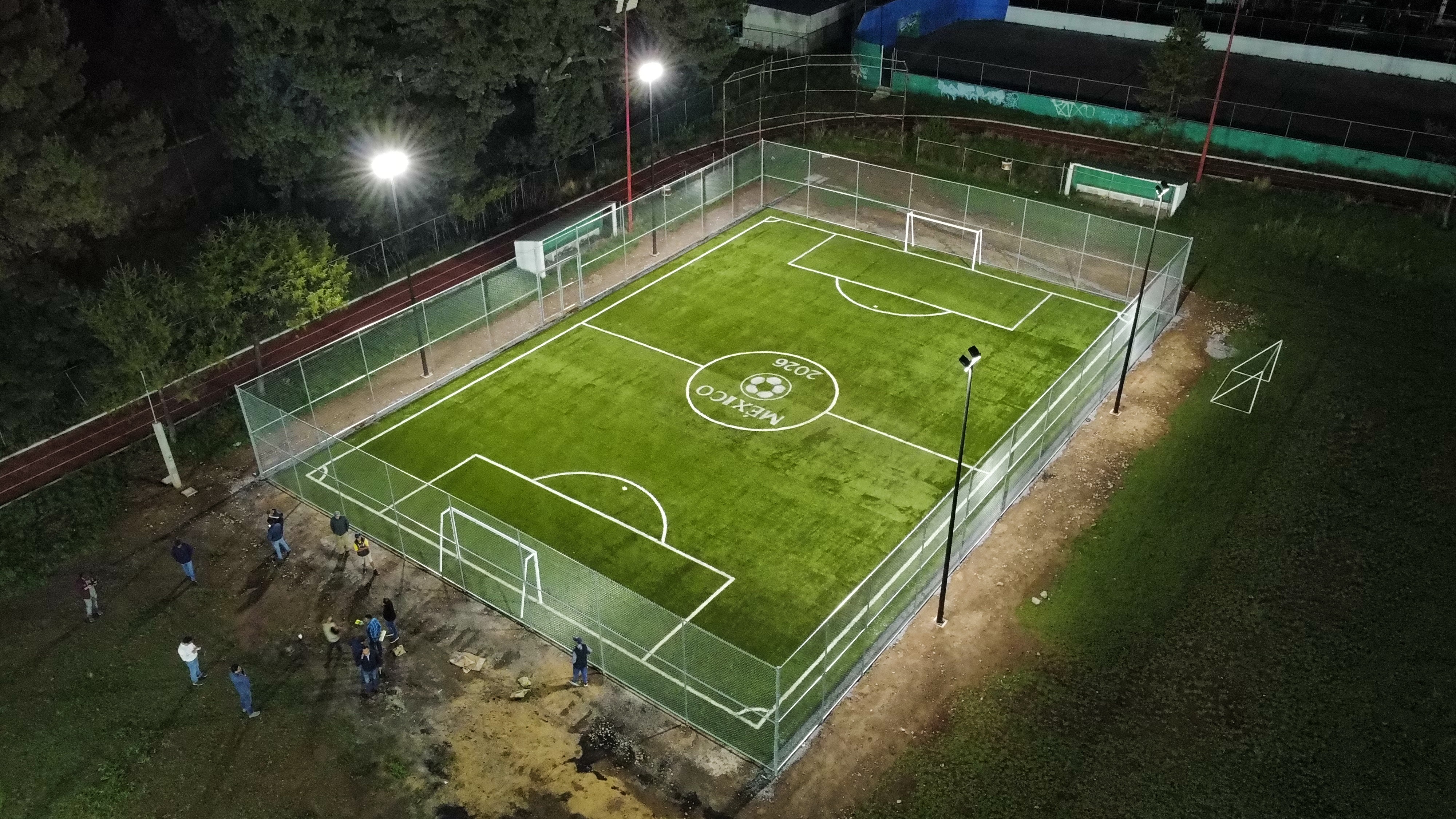 CONSTRUCCIÓN DE CANCHA DE FÚTBOL 5 EN DEPORTIVA DEL BARRIO DE POTRERO EN PAPALOTLA DE XICOHTÉNCATL
