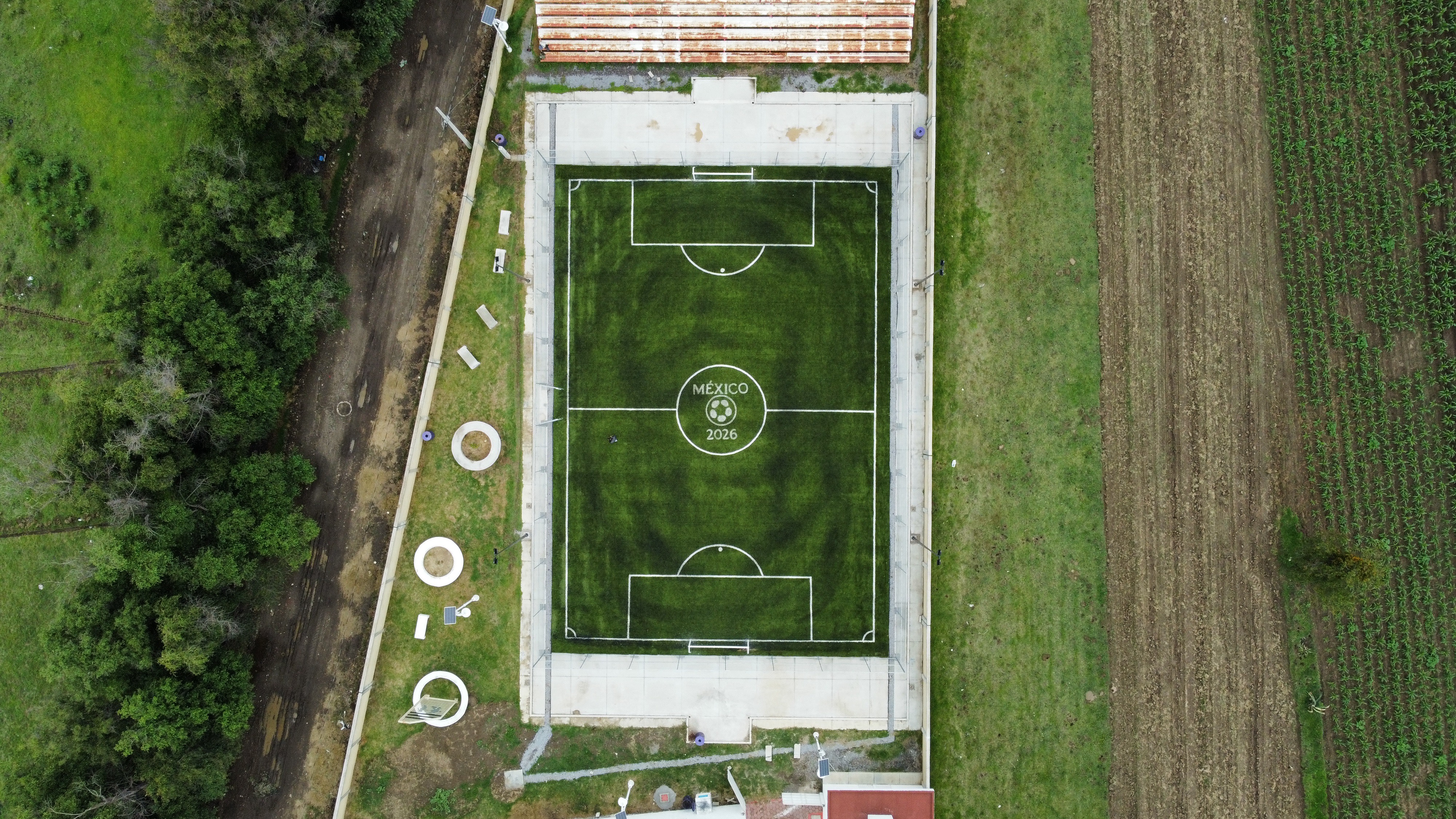 CONSTRUCCIÓN DE CANCHA DE FÚTBOL 5 EN CANCHA DE FÚTBOL UBR SAN MATEO 