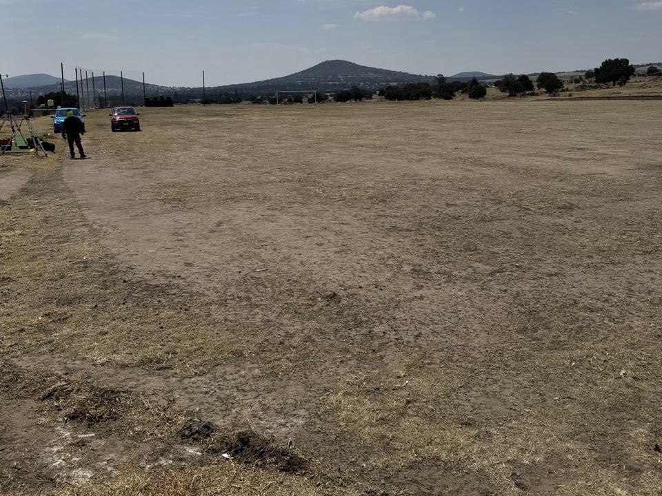 CONSTRUCCIÓN DE CANCHA DE FÚTBOL 5 EN CANCHA DE FÚTBOL SANTA FE LA TROJE 