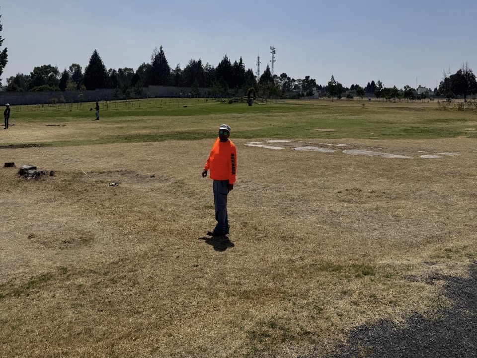 CONSTRUCCIÓN DE CANCHA DE FÚTBOL 7 EN PARQUE ANDÉN EN APIZACO