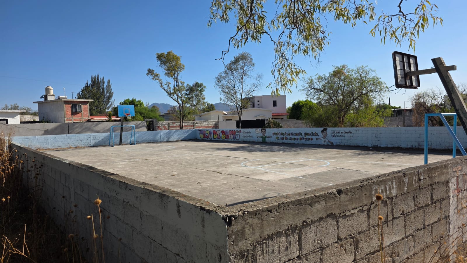 CONSTRUCCIÓN DE CANCHA DE FÚTBOL 5 EN CEJA DE BRAVO MUNICIPIO DE HUIMILPAN