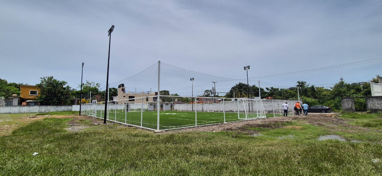 CONSTRUCCIÓN DE CANCHA DE FÚTBOL 5 EN CAMPO JORGE GUTIÉRREZ DE LA C. 16 DE SEPTIEMBRE