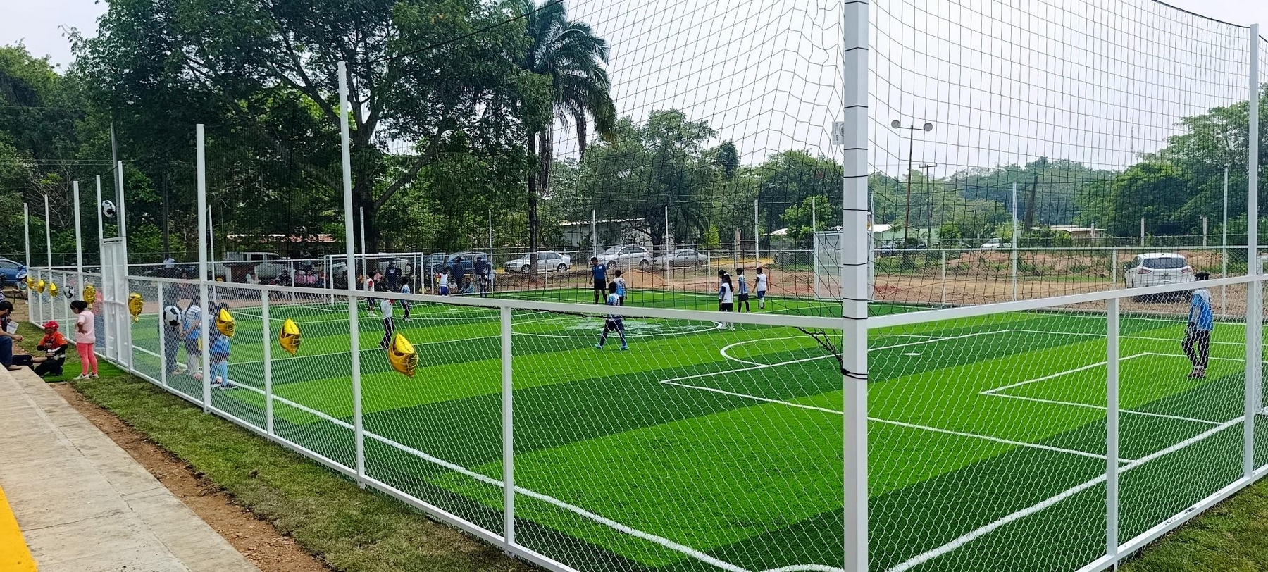 CONSTRUCCIÓN DE CANCHA DE FÚTBOL 5 EN UNIDAD DEPORTIVA SAN VICENTE 