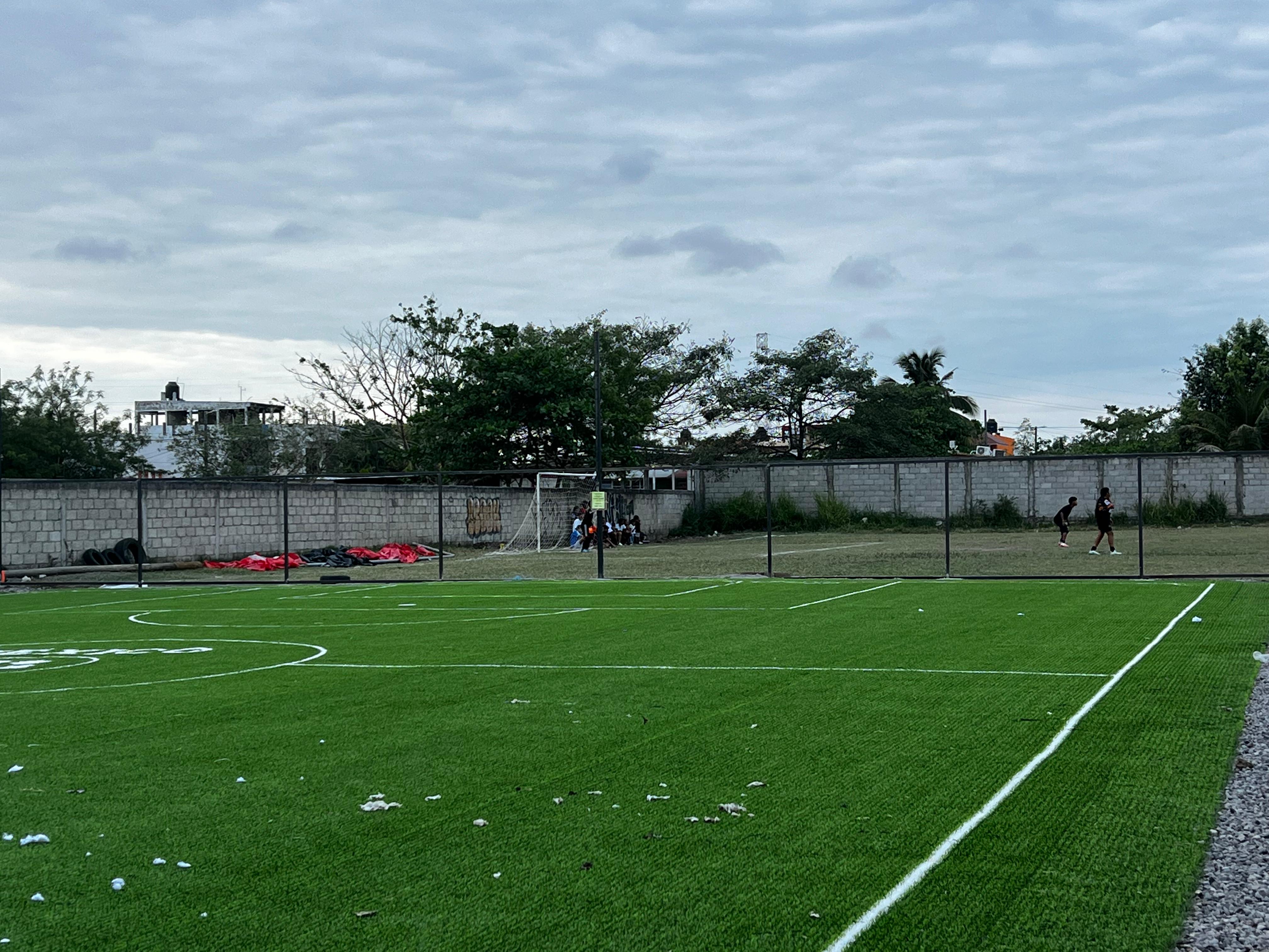 CONSTRUCCIÓN DE CANCHA DE FÚTBOL 5 EN CAMPO DEPORTIVO LA PARROQUIA 