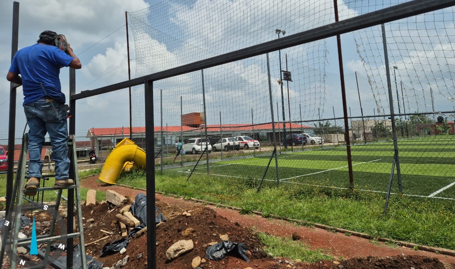 CONSTRUCCIÓN DE CANCHA DE FÚTBOL 5 EN UNIDAD DEPORTIVA BENITO JUÁREZ EN XICO