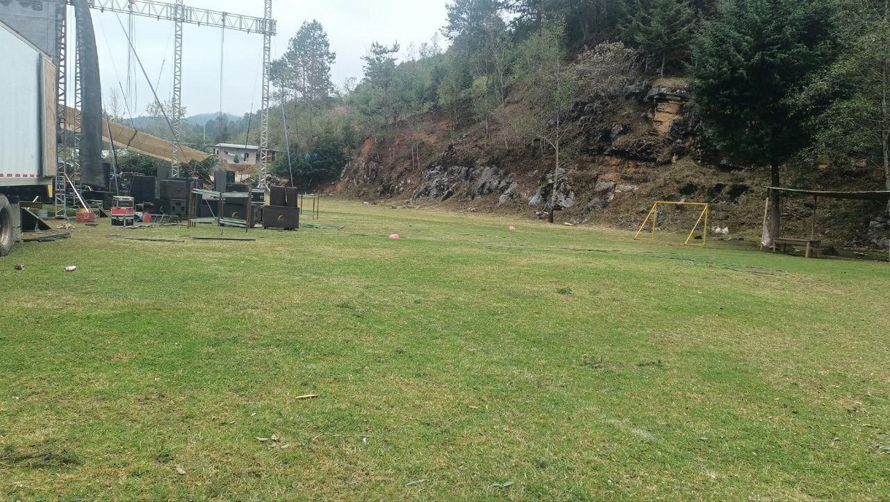 CONSTRUCCIÓN DE CANCHA DE FÚTBOL 11 EN CAMPO DEPORTIVO DE CUAUTLAMANCA 