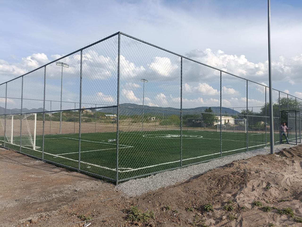 CONSTRUCCIÓN DE CANCHA FÚTBOL 5 EN CENTRO DEPORTIVO HUIZACHAL EN CANDELA 1