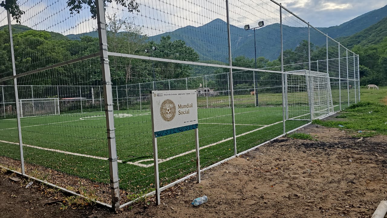 CONSTRUCCIÓN DE CANCHA FÚTBOL 5 EN UNIDAD DEPORTIVA ZACUALPAN EN COMALA