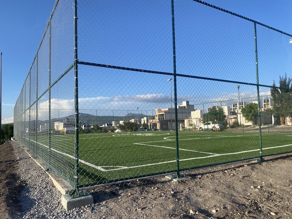 CONSTRUCCIÓN DE CANCHA DE FÚTBOL 5 EN PARQUE LAS HACIENDAS EN SAN JUAN DEL RÍO