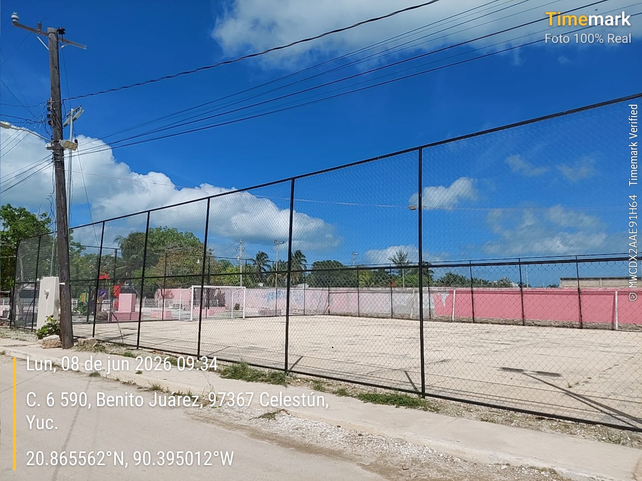 CONSTRUCCIÓN DE CANCHA DE FÚTBOL 5 EN LA CANCHA DEL PARQUE DE LA COLONIA BENITO JUÁREZ EN CELESTÚN