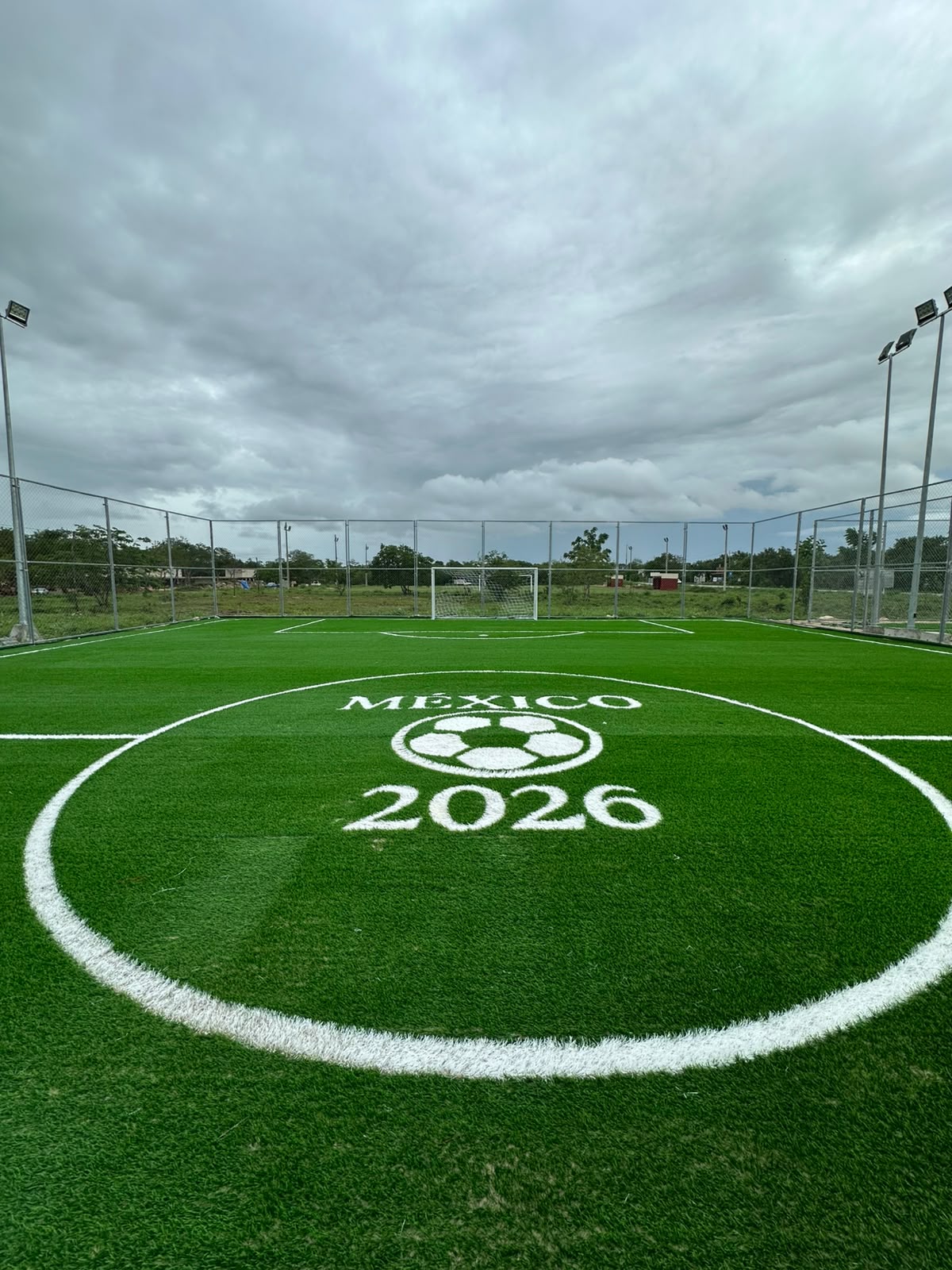 CONSTRUCCIÓN DE CANCHA DE FÚTBOL 5 EN LA UNIDAD DEPORTIVA TEMOZÓN CANCHA 1 DE FÚTBOL 5 EN TEMOZÓN