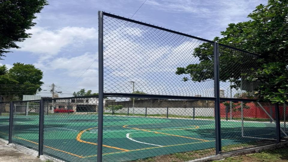 REHABILITACIÓN DE MULTICANCHA EN PARQUE PACABTUN EN MÉRIDA