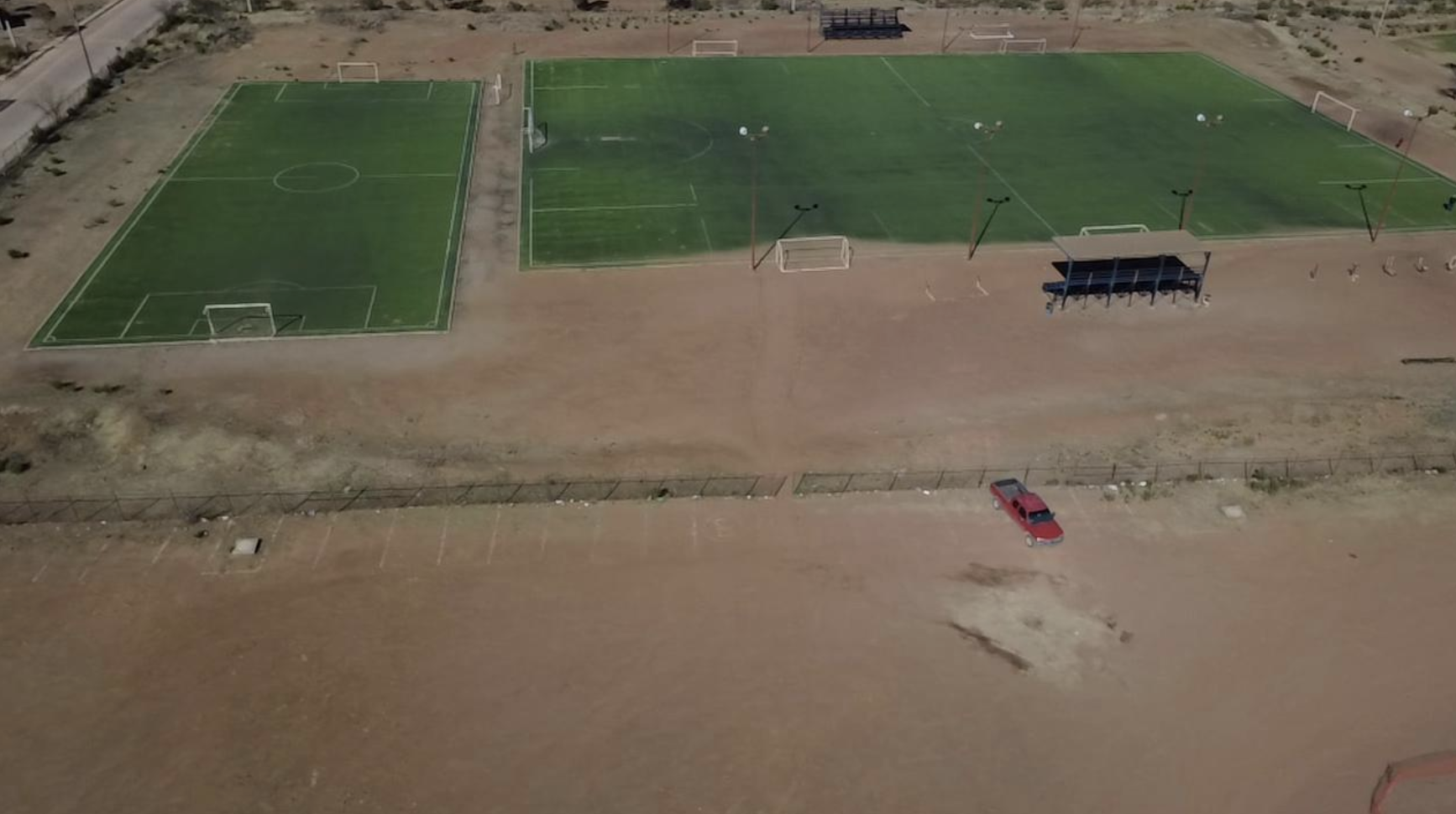 CONSTRUCCIÓN DE CANCHA FÚTBOL 5 EN UNIDAD DEPORTIVA EN CANANEA