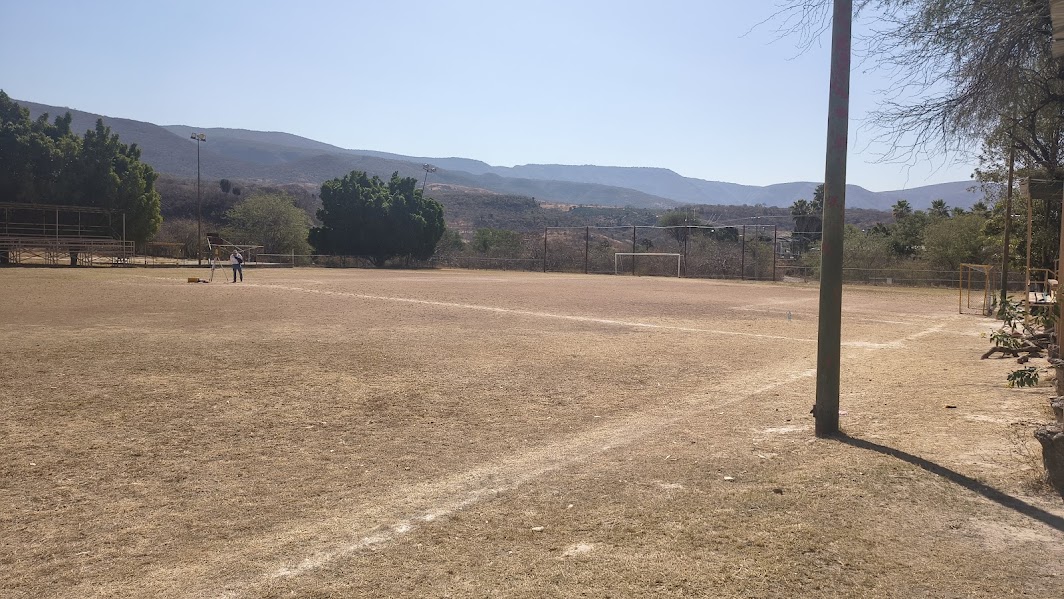 CONSTRUCCIÓN DE CANCHA FÚTBOL 11 EN UNIDAD DEPORTIVA MEZQUITAL DEL ORO EN MEZQUITAL DEL ORO