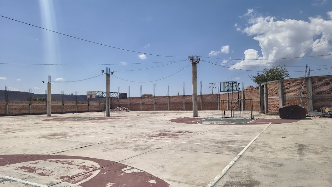 REHABILITACIÓN DE MULTICANCHA EN UNIDAD DEPORTIVA LAS BRISAS EN NOCHISTLÁN DE MEJIA