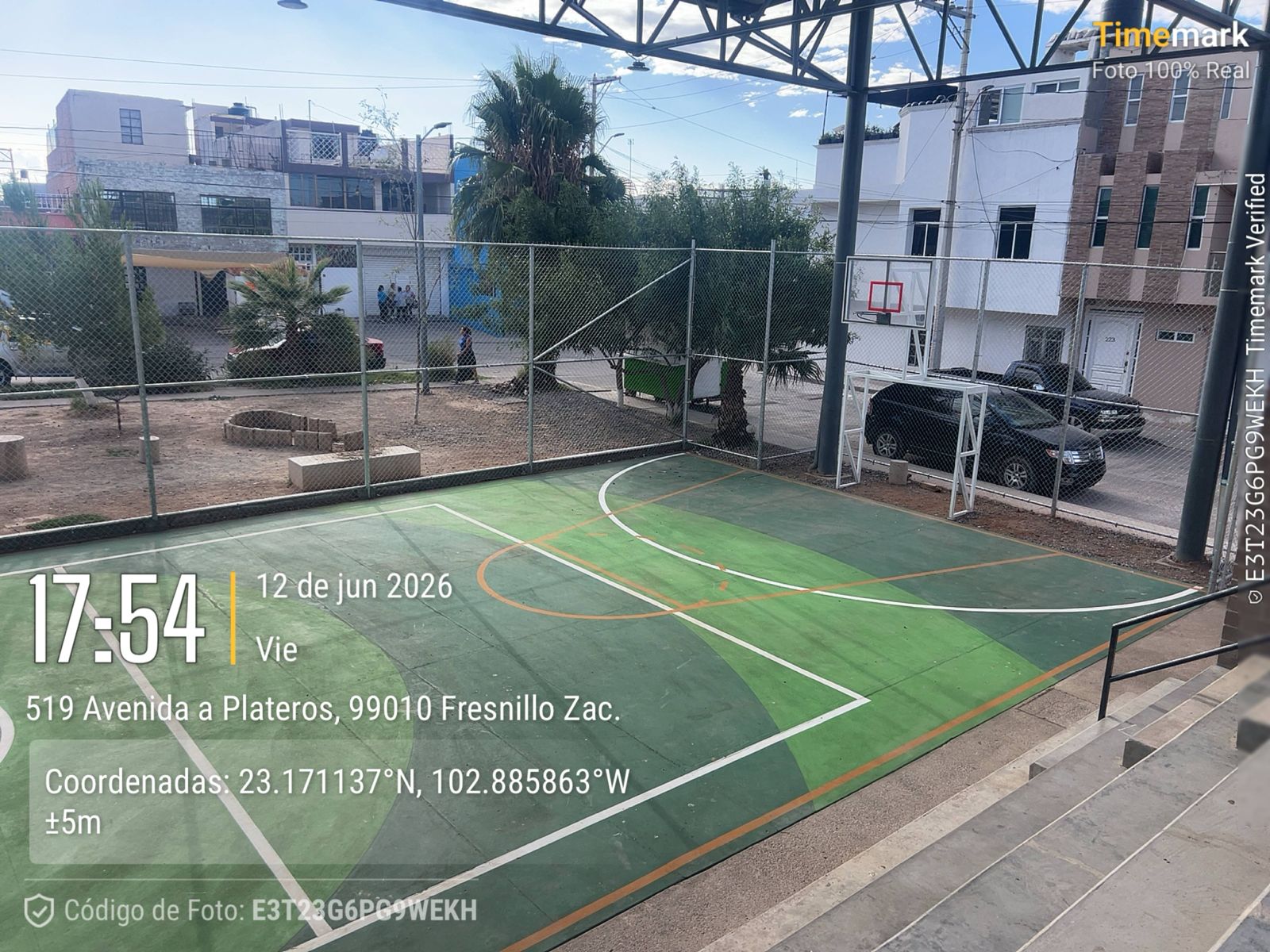 REHABILITACIÓN DE MULTICANCHA EN EL VERGEL EN FRESNILLO
