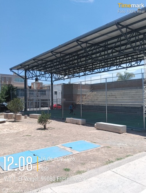 REHABILITACIÓN DE MULTICANCHA EN EL VERGEL EN FRESNILLO