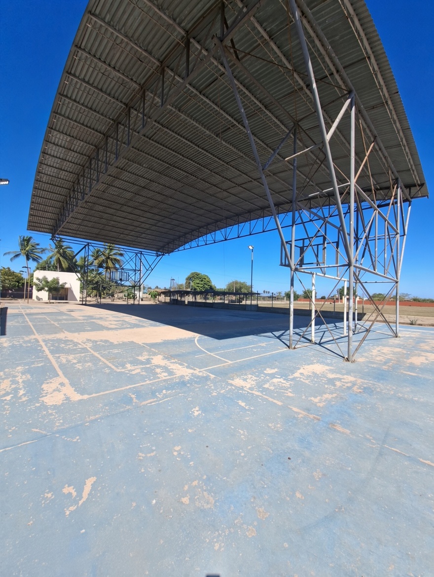 REHABILITACIÓN DE MULTICANCHA EN UNIDAD DEPORTIVA LOS CORCHOS EN SANTIAGO IXCUINTLA