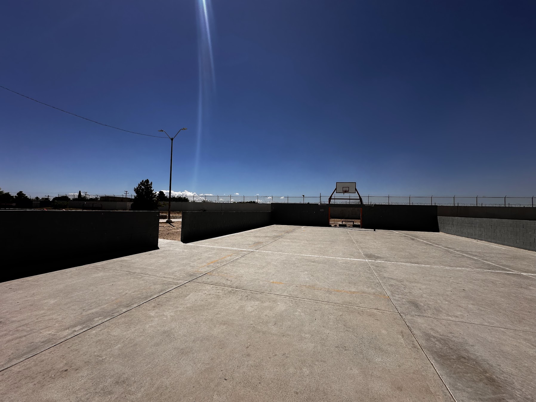 REHABILITACIÓN DE MULTICANCHA EN PARQUE HÉROES DE LA REVOLUCIÓN EN JUÁREZ