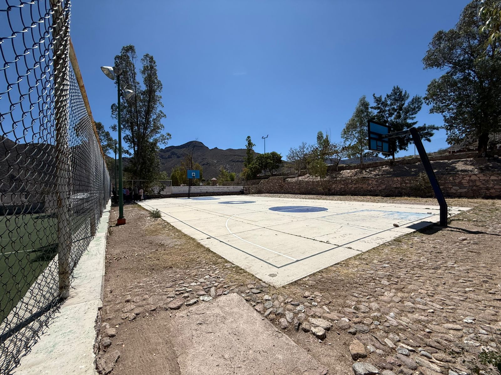 CONSTRUCCIÓN DE CANCHA DE FÚTBOL 5 EN LA UNIDAD DEPORTIVA DE PEÑAMILLER EN PEÑAMILLER