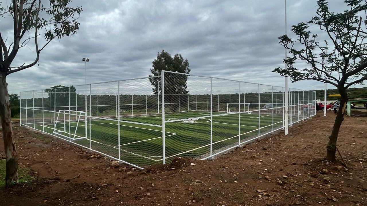 CONSTRUCCIÓN DE CANCHA DE FÚTBOL 5 EN SANTA CATALINA DE SIENA EN GUADALUPE VICTORIA