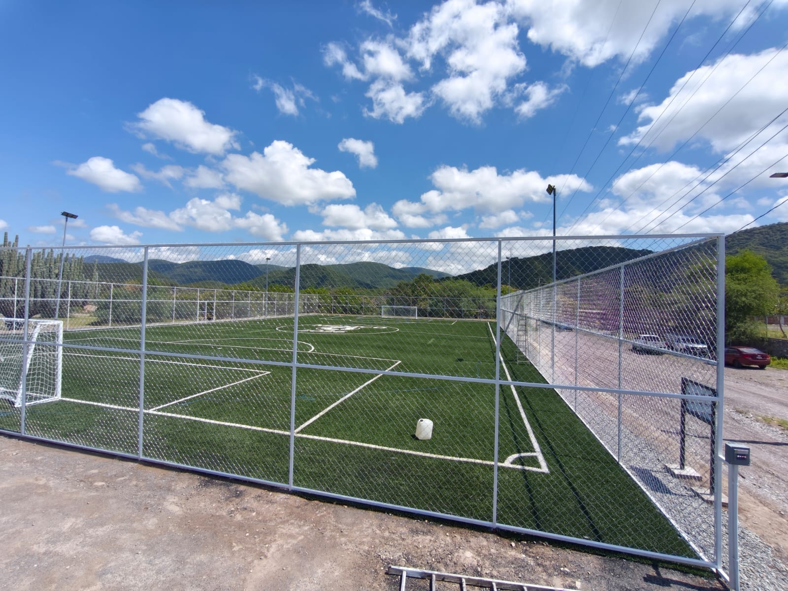 CONSTRUCCIÓN DE CANCHA FÚTBOL 7 EN CANCHA DEPORTIVA MEZCALA EN EDUARDO NERI