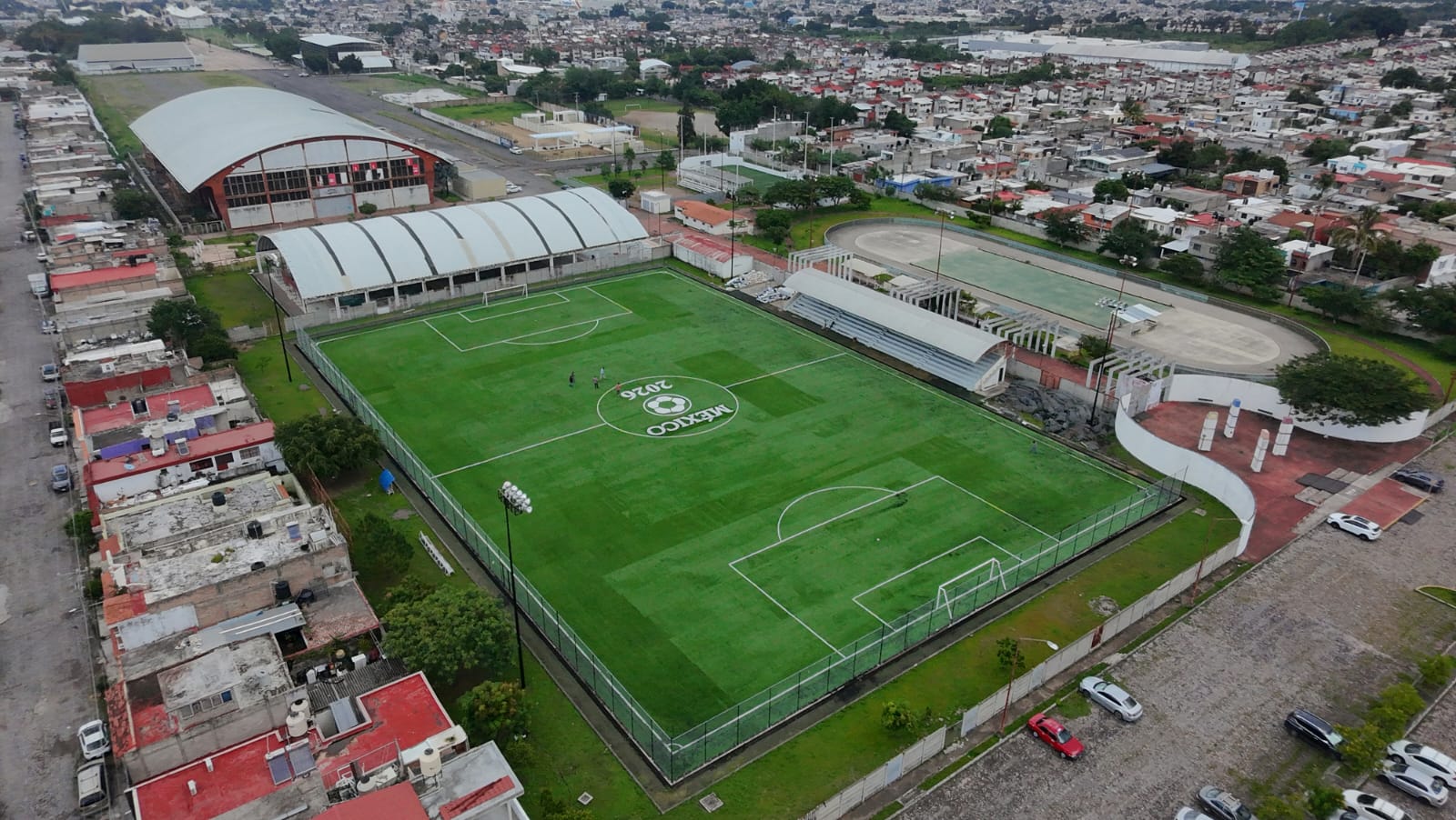 CONSTRUCCIÓN DE CANCHA FÚTBOL 11 EN CIUDAD DEPORTIVA EN TEPÍC