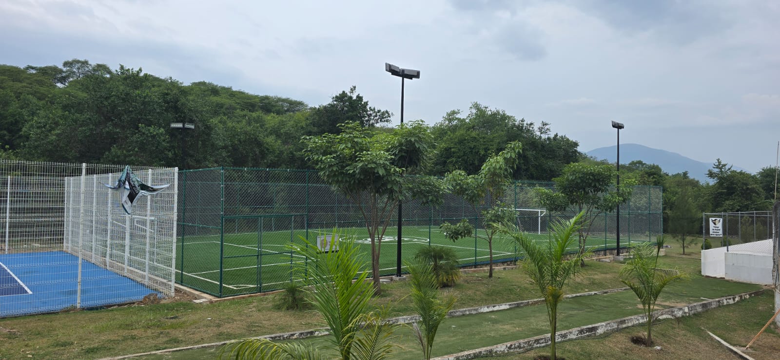 CANCHA DE FÚTBOL 5 EN UNIDAD DEPORTIVA EN LA LOCALIDAD DE PIEDRAS ANCHAS MPIO. DE JALPAN DE SERRA