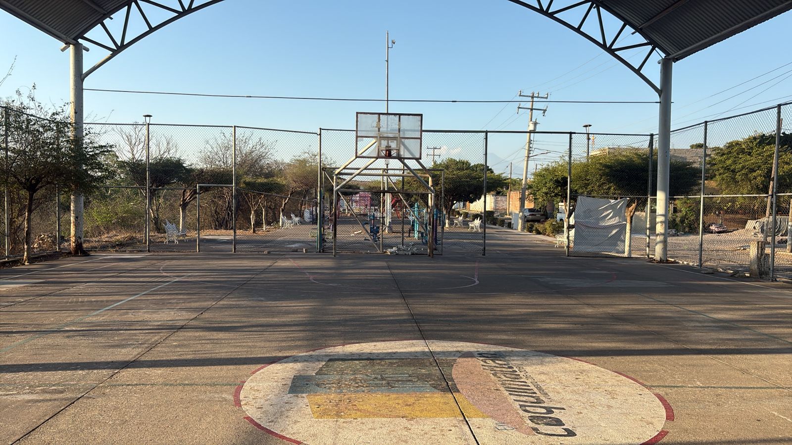 REHABILITACIÓN DE MULTICANCHA DE LA COLONIA LA CAZUMBA EN COQUIMATLÁN