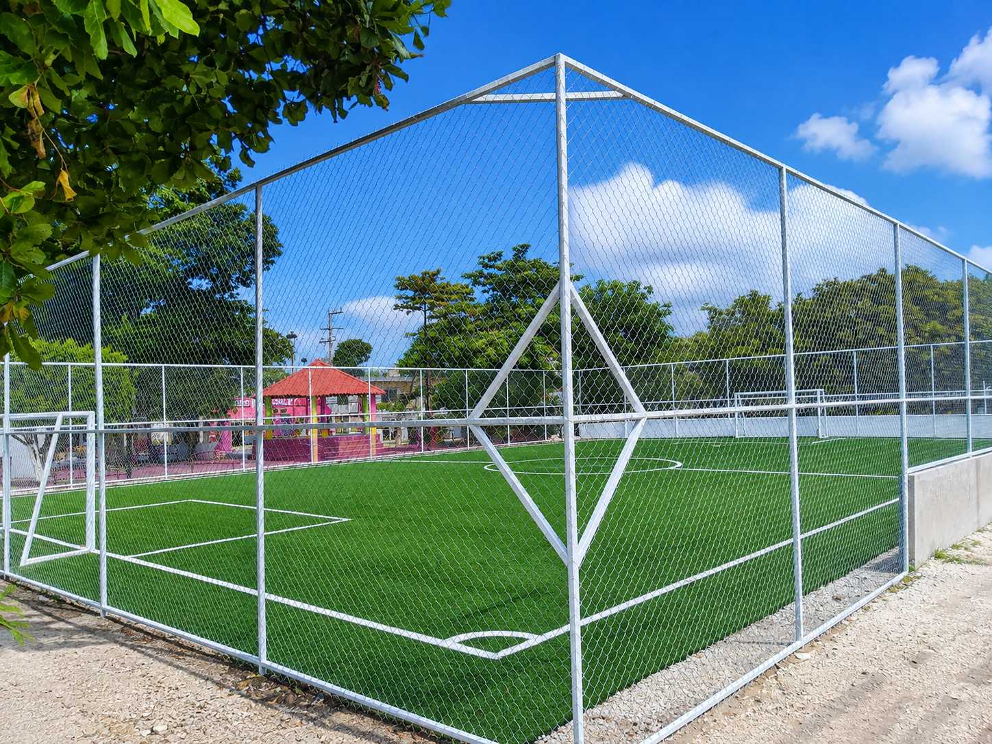 CONSTRUCCIÓN DE CANCHA DE FÚTBOL 5 EN LA CANCHA DEPORTIVA SAN MARTÍN EN CANDELARIA