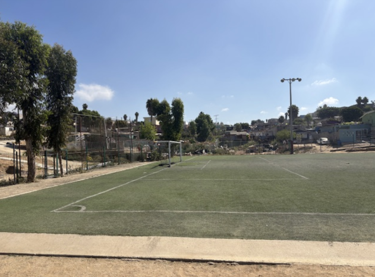 REHABILITACIÓN DE CANCHA FÚTBOL 7 EN CENTRO DE DESARROLLO COMUNITARIO EN ENSENADA