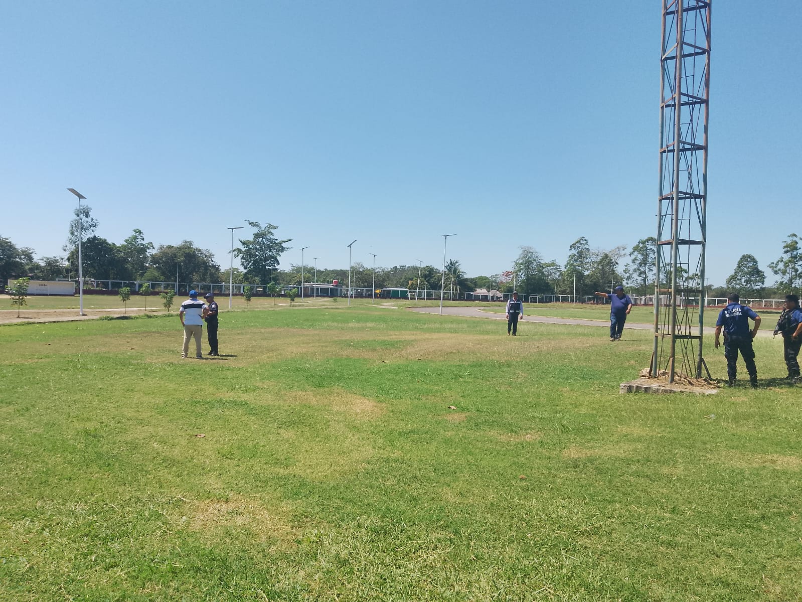 CONSTRUCCIÓN DE CANCHA DE FÚTBOL 5 EN LA UNIDAD DEPORTIVA JOSÉ NAZUR DEHESA EN BALANCÁN