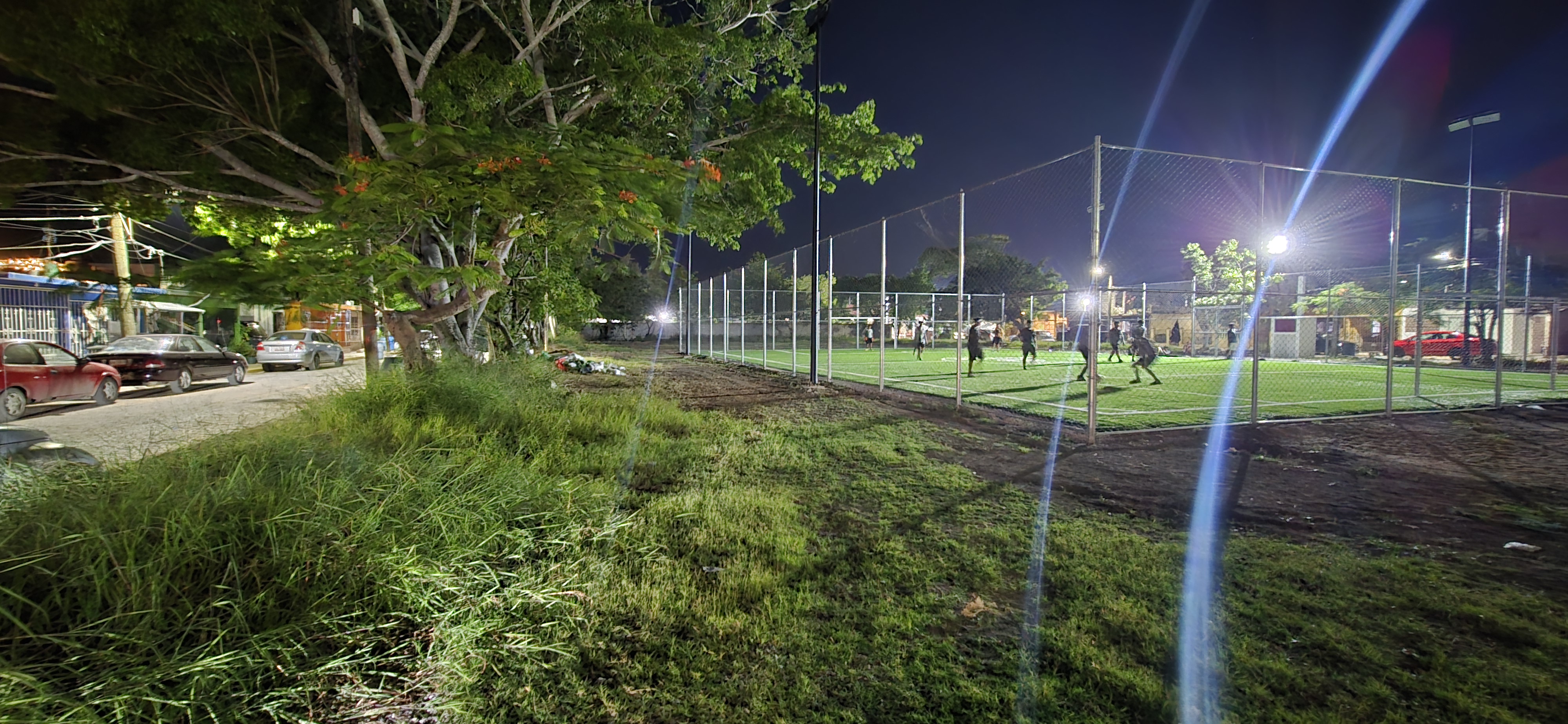 CONSTRUCCIÓN DE CANCHA DE FÚTBOL 5 EN DEPORTIVO INFONAVIT EN ALTAMIRA
