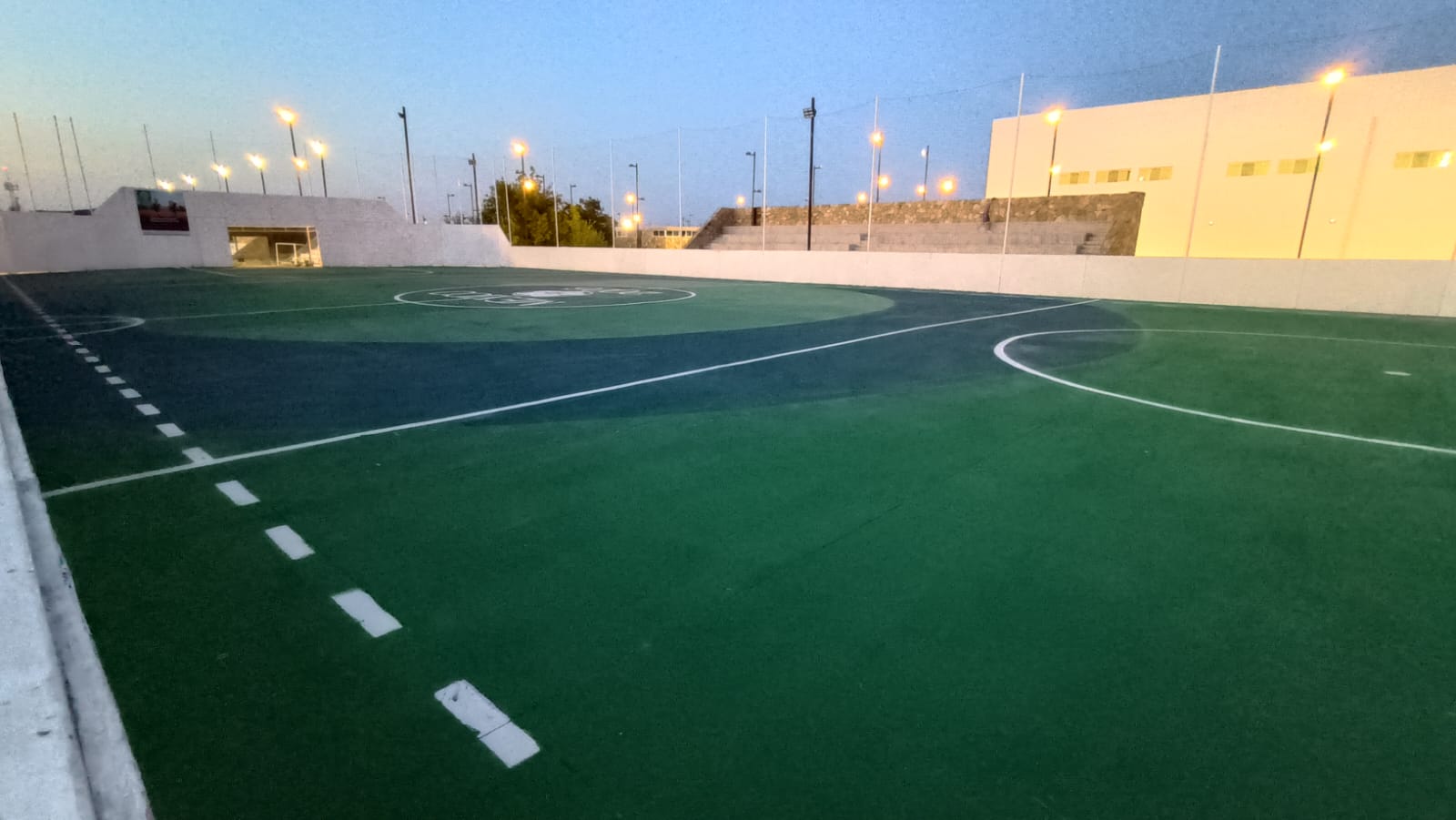 REHABILITACIÓN DE CANCHA FÚTBOL 7 EN POLIDEPORTIVO PALAÚ EN MUZQUIZ 1