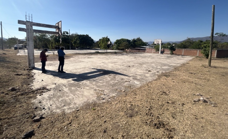 CONSTRUCCIÓN DE CANCHA FÚTBOL 5 EN LA CEIBA EN TEPECOACUILCO